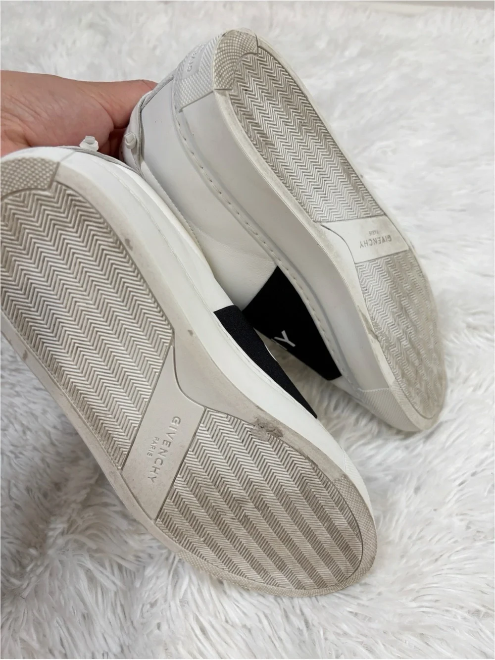 Givenchy‎ White Leather Slip-Ons sneakers with Black Logo Strap size 38 1/2